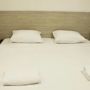 Hotel білий квадрат, Kyiv